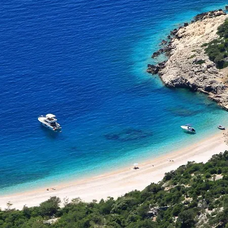 Lägenhet By The Sea - 15171 Cres